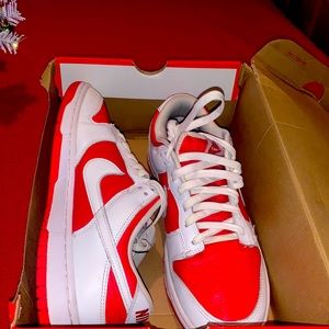 Red And White Dunk Nike